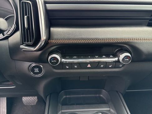 Used 2024 MAZDA CX-50 AWD 2.5 S w/ Premium Plus Pkg image 32