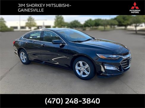 Used 2023 Chevrolet Malibu LT image 1