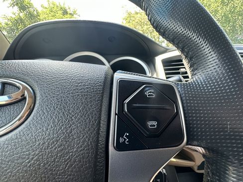 Used 2014 Toyota Tacoma PreRunner w/ SR5 Package RWD image 14