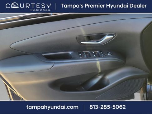 Certified 2023 Hyundai Tucson SE image 10
