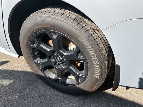 Used 2026 Toyota Sienna XLE Woodland Edition AWD/4WD image 11