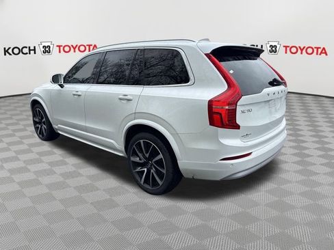Used 2022 Volvo XC90 T6 Momentum w/ Advanced Package AWD/4WD image 6
