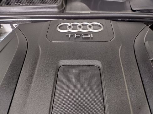 Used 2018 Audi Q7 2.0T Premium Plus w/ Premium Plus Package AWD/4WD image 8