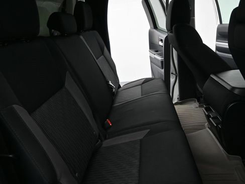 Used 2016 Toyota Tundra SR5 image 13