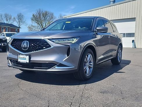 Used 2023 Acura MDX SH-AWD image 3
