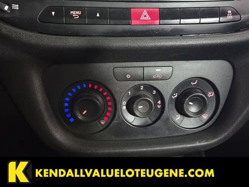 Used 2016 RAM ProMaster City Tradesman FWD image 17