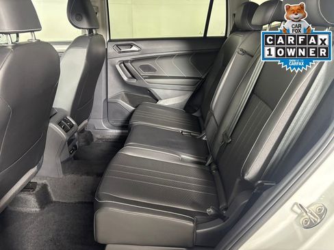 Used 2024 Volkswagen Tiguan SE image 24