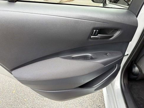 Certified 2025 Toyota Corolla LE FWD image 12