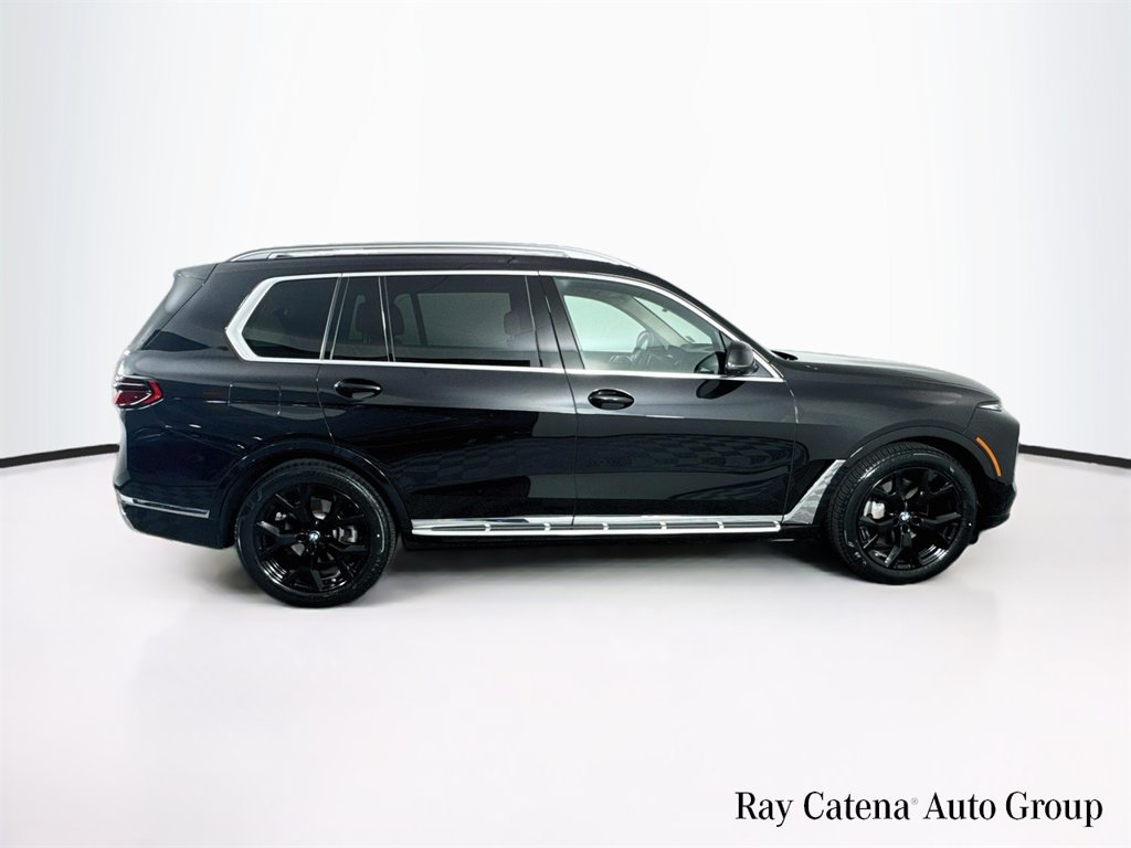 Used 2024 BMW X7 xDrive40i w/ Premium Package AWD/4WD image 8