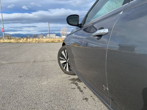 Used 2022 Nissan Altima 2.5 SV FWD image 27