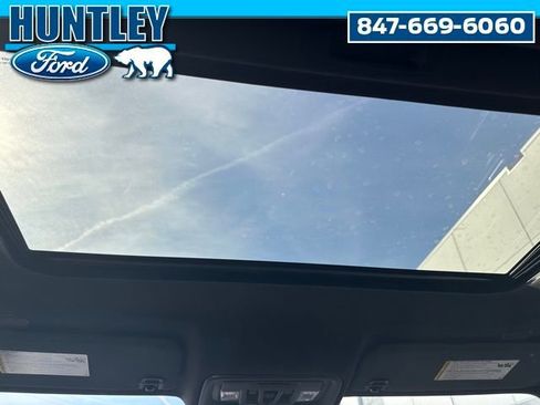 Used 2022 GMC Sierra 1500 Denali w/ Denali Reserve Package image 12