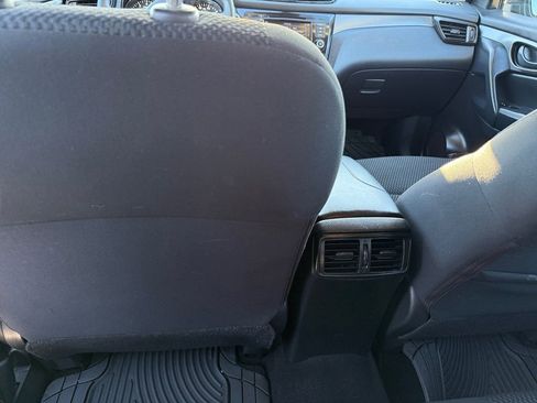 Used 2020 Nissan Rogue Sport S w/ Appearance Package image 12