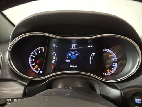 Used 2020 Jeep Grand Cherokee Altitude AWD/4WD image 17