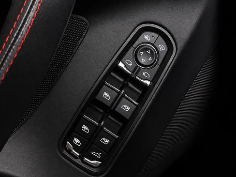 Used 2016 Porsche Panamera GTS AWD/4WD image 33