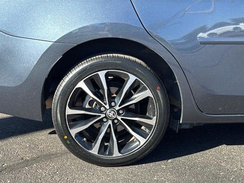 Used 2019 Toyota Corolla SE image 9