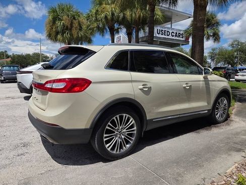 Used 2016 Lincoln MKX Reserve FWD image 4