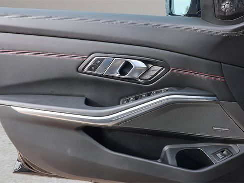 Used 2024 BMW M3 CS image 18