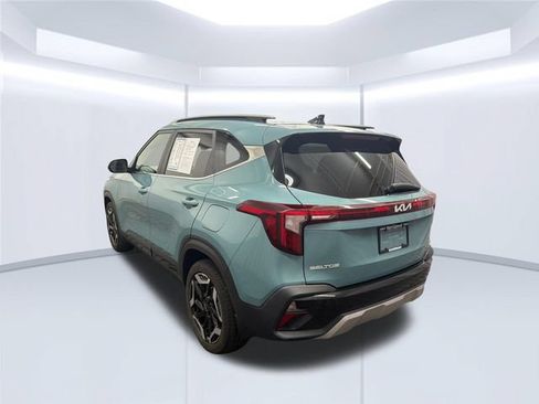 Certified 2024 Kia Seltos SX w/ SX Sunroof Package AWD/4WD image 8