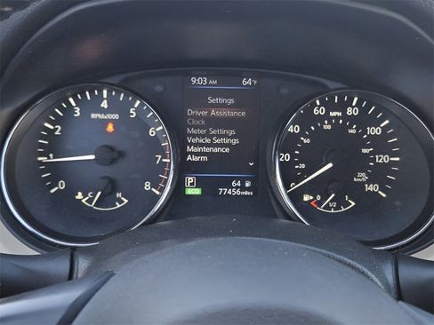 Used 2020 Nissan Rogue SV image 39