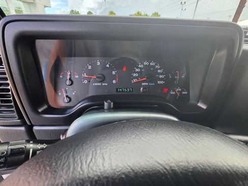 Used 2006 Jeep Wrangler Unlimited AWD/4WD image 13