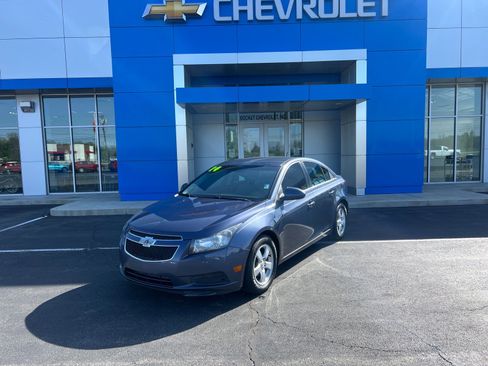 Used 2014 Chevrolet Cruze LT FWD image 1