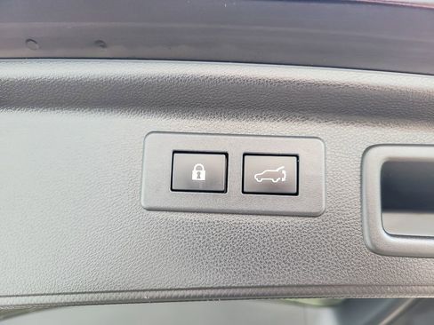 Used 2019 Subaru Forester Premium image 21