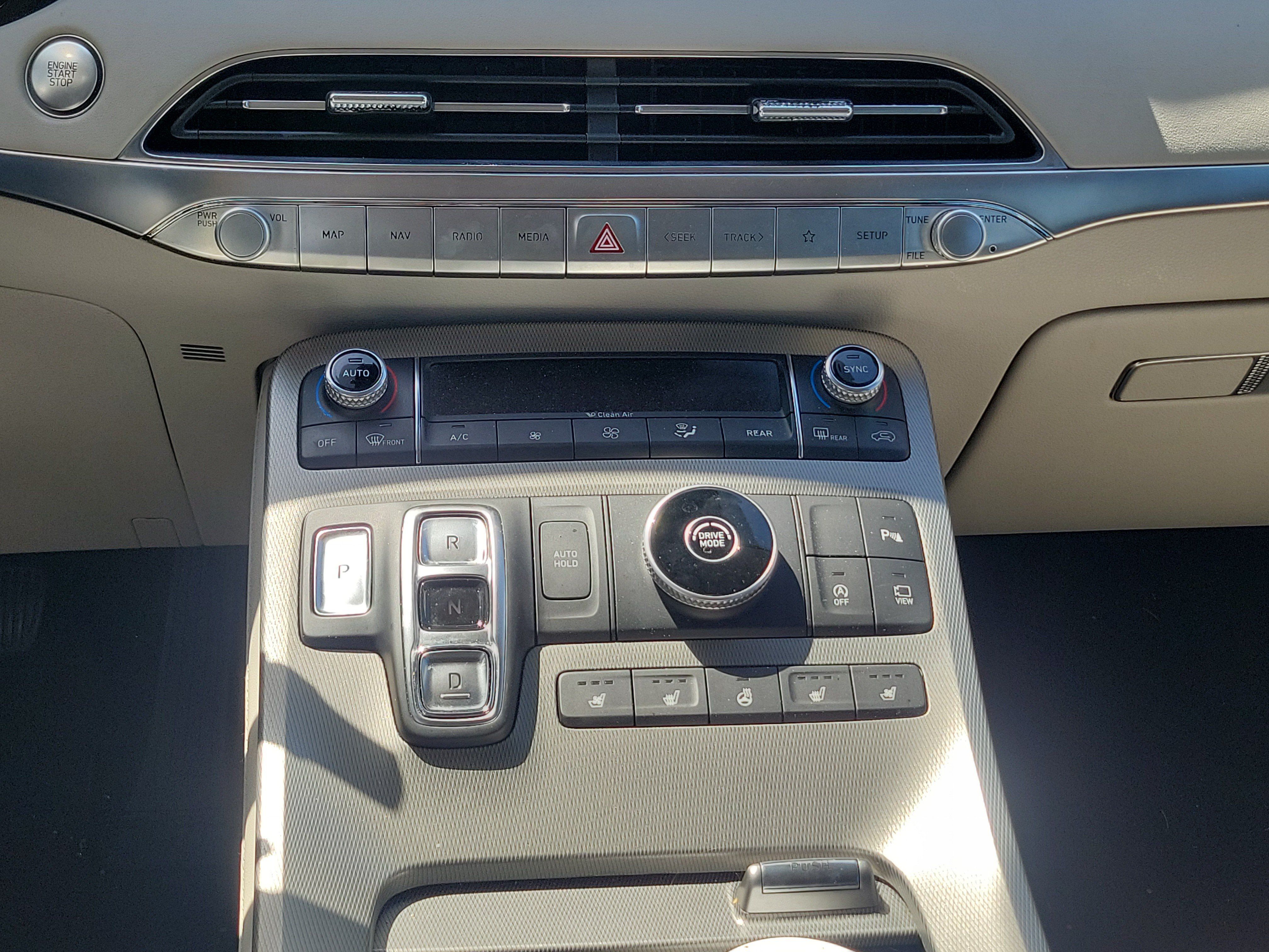 Used 2022 Hyundai Palisade Limited FWD image 10
