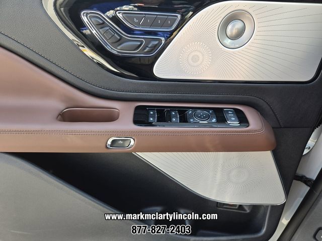 New 2027 Lincoln Aviator Reserve w/ Luxury Package AWD/4WD image 21