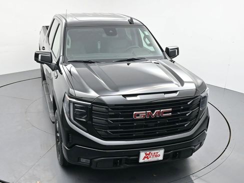 New 2026 GMC Sierra 1500 Elevation w/ Elevation Premium Package image 4