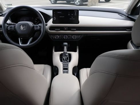 Certified 2026 Honda HR-V EX-L image 13