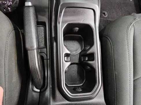 Used 2020 Jeep Wrangler Unlimited Sport S AWD/4WD image 19