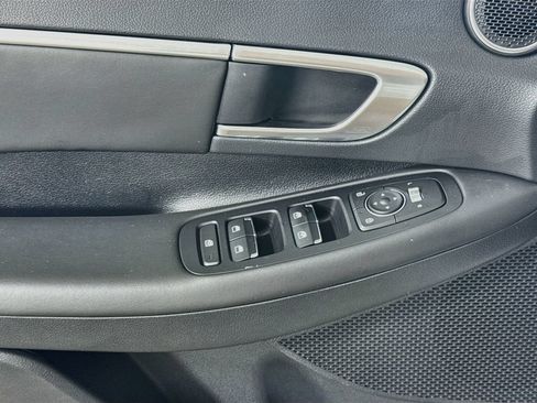 Used 2022 Hyundai Sonata SEL FWD image 12