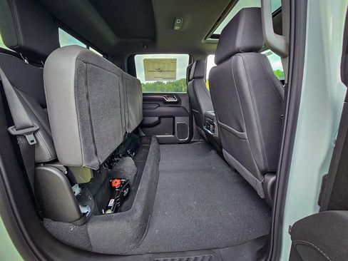 New 2025 GMC Sierra 2500 SLT w/ SLT Premium Package image 39