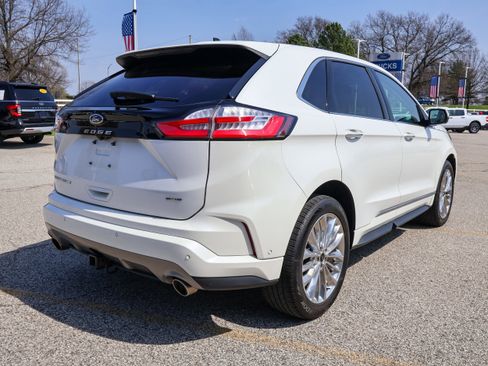 Used 2024 Ford Edge Titanium w/ Titanium Elite Package image 5
