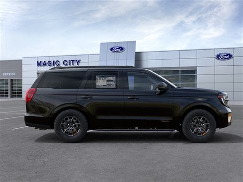 New 2027 Ford Expedition Tremor w/ Driver's Package AWD/4WD image 5