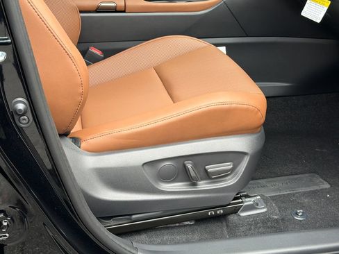 New 2026 Toyota Crown Signia AWD/4WD image 11
