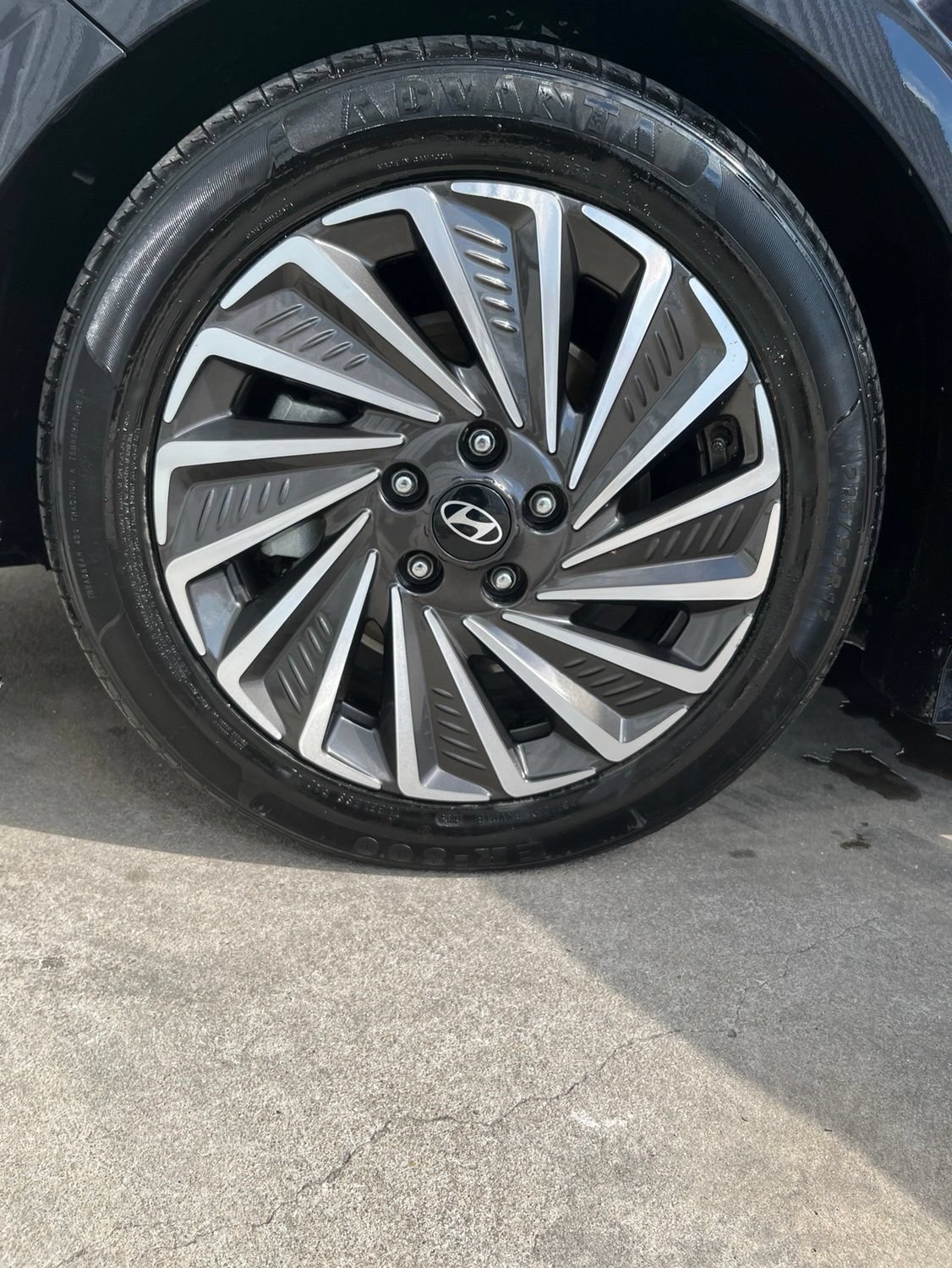 Used 2024 Hyundai Sonata SEL FWD image 17