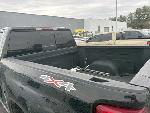 Used 2022 Chevrolet Silverado 1500 LTZ w/ LTZ Convenience Package II image 6