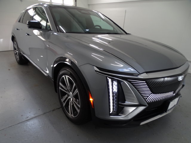 Certified 2024 Cadillac Lyriq Luxury w/ LPO, Floor Liner Package AWD/4WD image 1