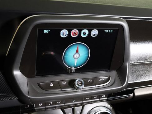 Used 2016 Chevrolet Camaro SS RWD image 18