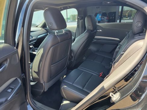 Used 2019 Cadillac XT4 Premium Luxury AWD/4WD image 13