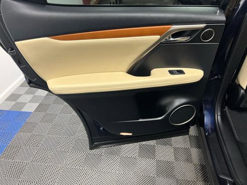 Used 2022 Lexus RX 350 FWD w/ Premium Package image 9