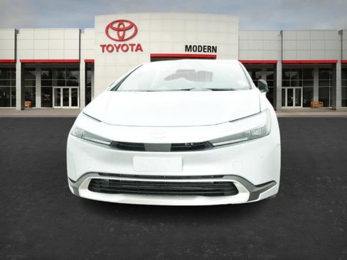 New 2026 Toyota Prius Plug-In Hybrid image 3