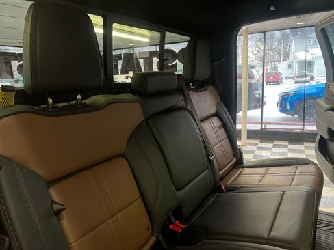 Used 2024 Chevrolet Silverado 2500 High Country w/ Technology Package AWD/4WD image 56