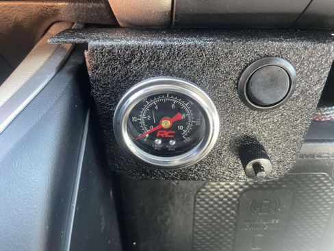 Used 2022 RAM 1500 Laramie AWD/4WD image 27