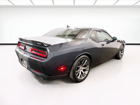 Used 2017 Dodge Challenger SRT image 4