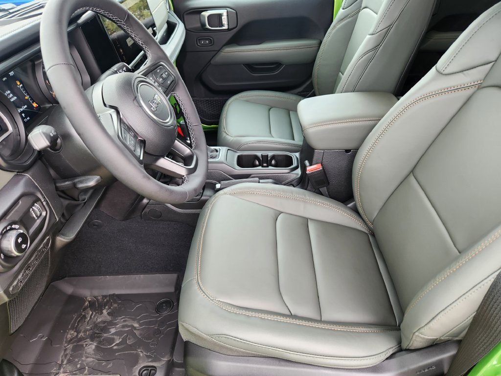 New 2026 Jeep Gladiator Mojave AWD/4WD image 12