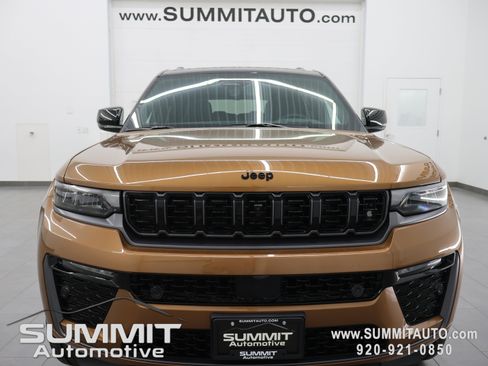 New 2026 Jeep Grand Cherokee L Summit AWD/4WD image 26