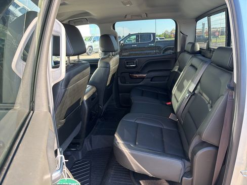 Used 2017 GMC Sierra 1500 SLT AWD/4WD image 7
