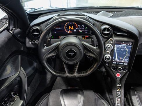 Used 2020 McLaren 720S Spider RWD image 47